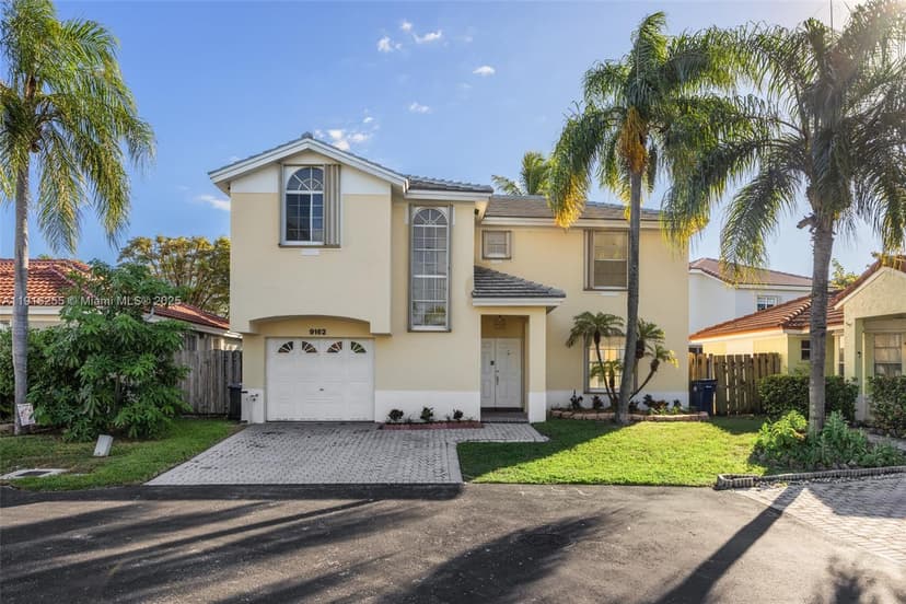 9162 SW 213th Ln, Cutler Bay FL 33189