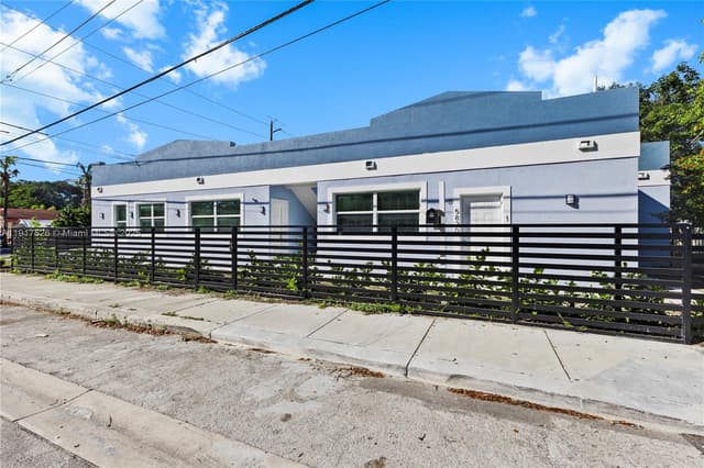 305 NW 58th St, Miami FL 33127 - Miami, FL - Photo 7