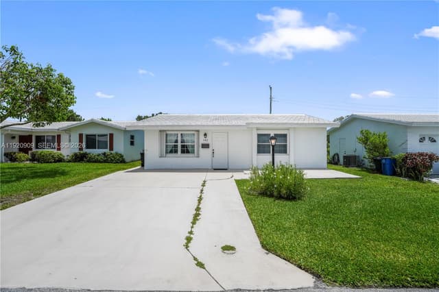 142 NW 10th Ct, Boynton Beach FL 33426 - Boynton Beach, FL - Photo 3