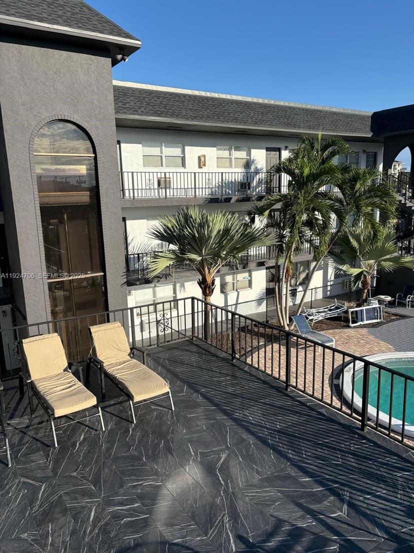 1100 NE 9th Ave # 203, Fort Lauderdale FL 3240