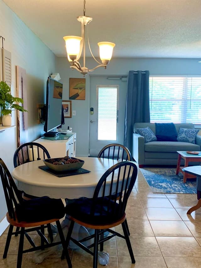 116 Canterbury E, West Palm Beach FL 33417 - West Palm Beach, FL - Photo 7