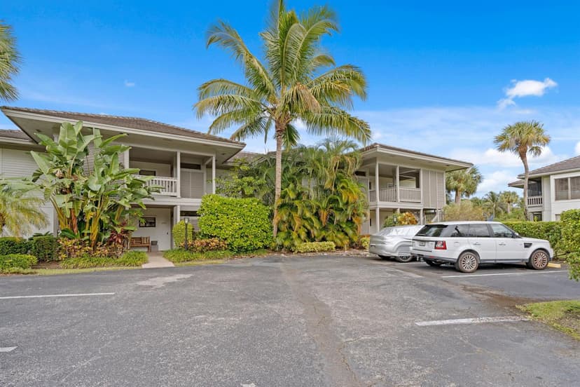 11830 Pebblewood Drive # 202, Wellington FL 33414