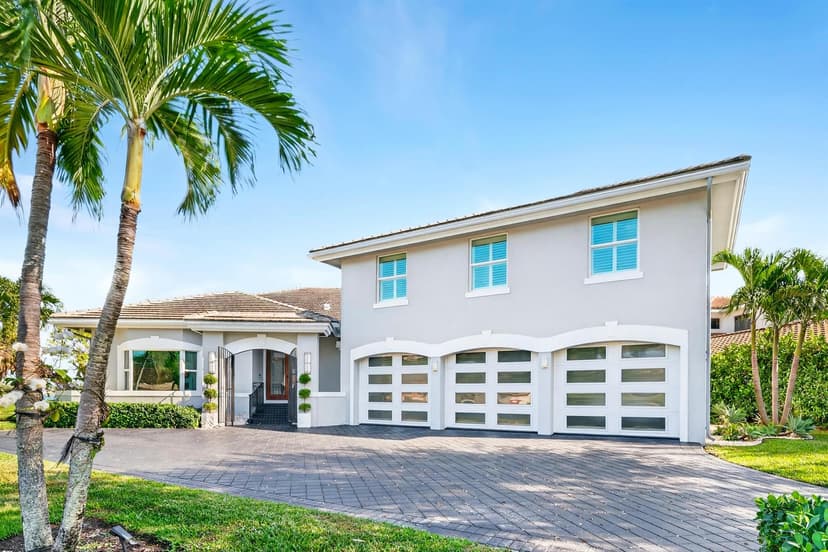 6 Cloister Circle, West Palm Beach FL 33401