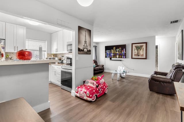 11413 SW 148th St, Miami FL 33176 - Miami, FL - Photo 5