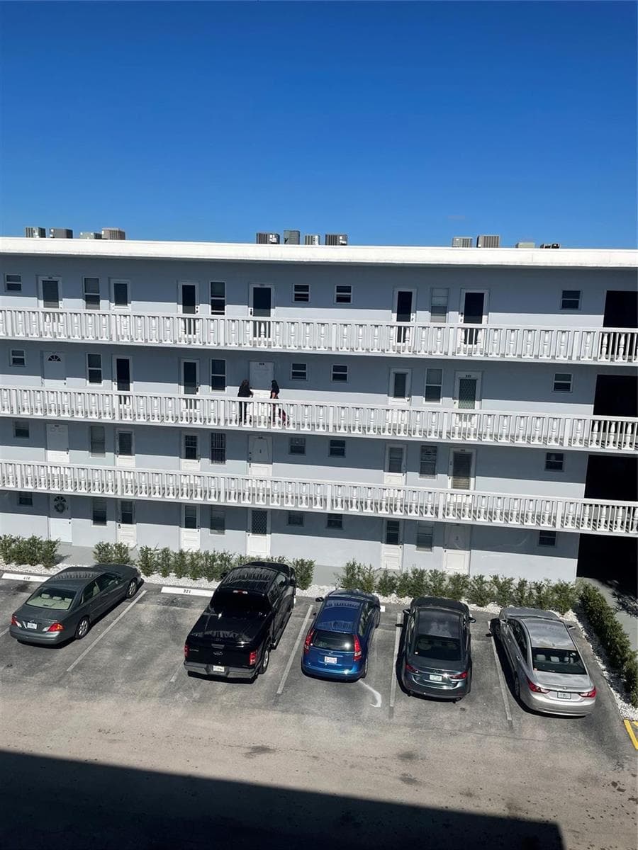 604 NE 2nd Street # 231, Dania Beach FL 33004 - Dania Beach, FL - Photo 1
