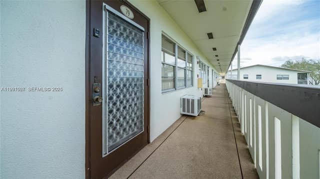 79 Suffolk B # 79, Boca Raton FL 33434 - Boca Raton, FL - Photo 6