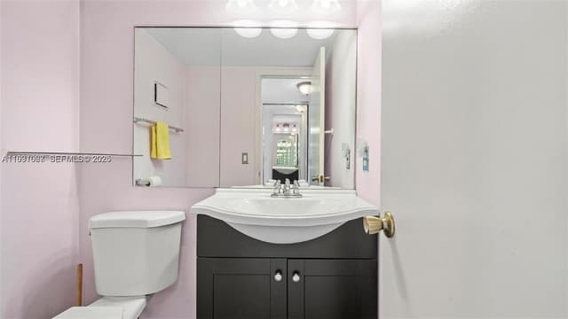 79 Suffolk B # 79, Boca Raton FL 33434 - Boca Raton, FL - Photo 4