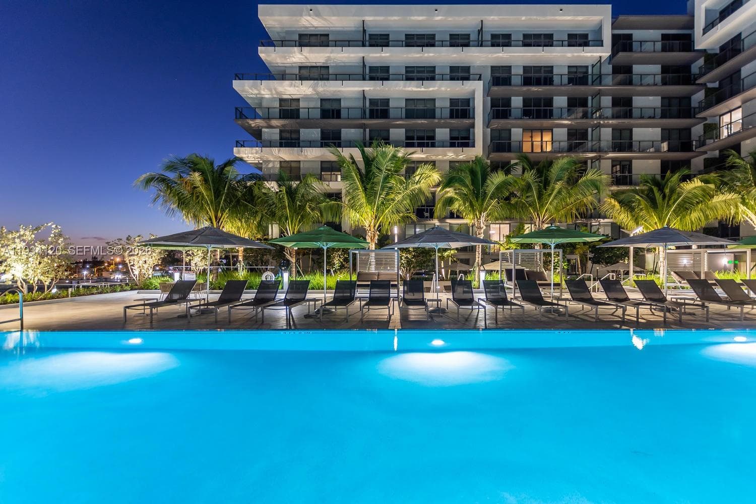 2960 NE 207 St # 810, Aventura FL 33180 - Aventura, FL - Photo 1