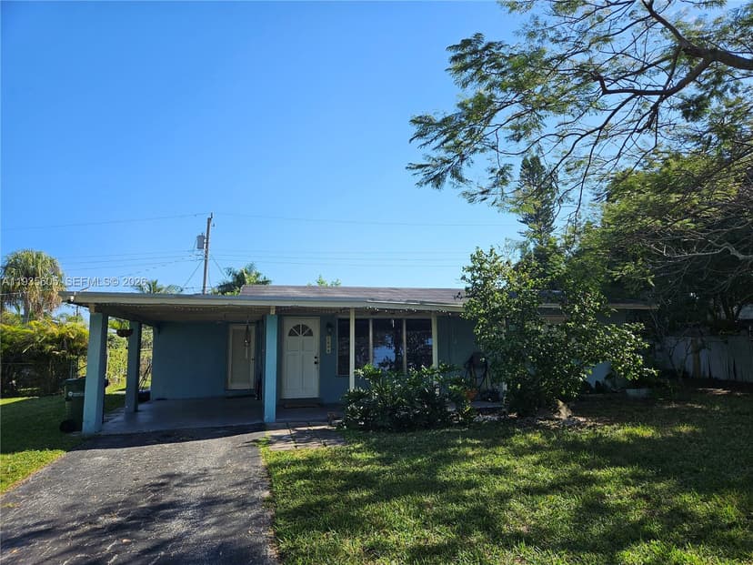 1624 E River Dr, Margate FL 33063