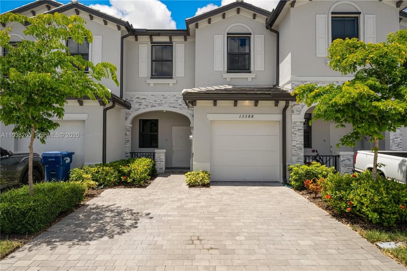 13388 SW 286th St, Homestead FL 33033