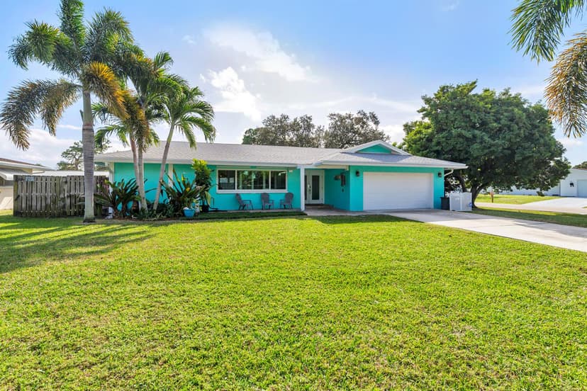 4244 Hyacinth Circle N, Palm Beach Gardens FL 33410