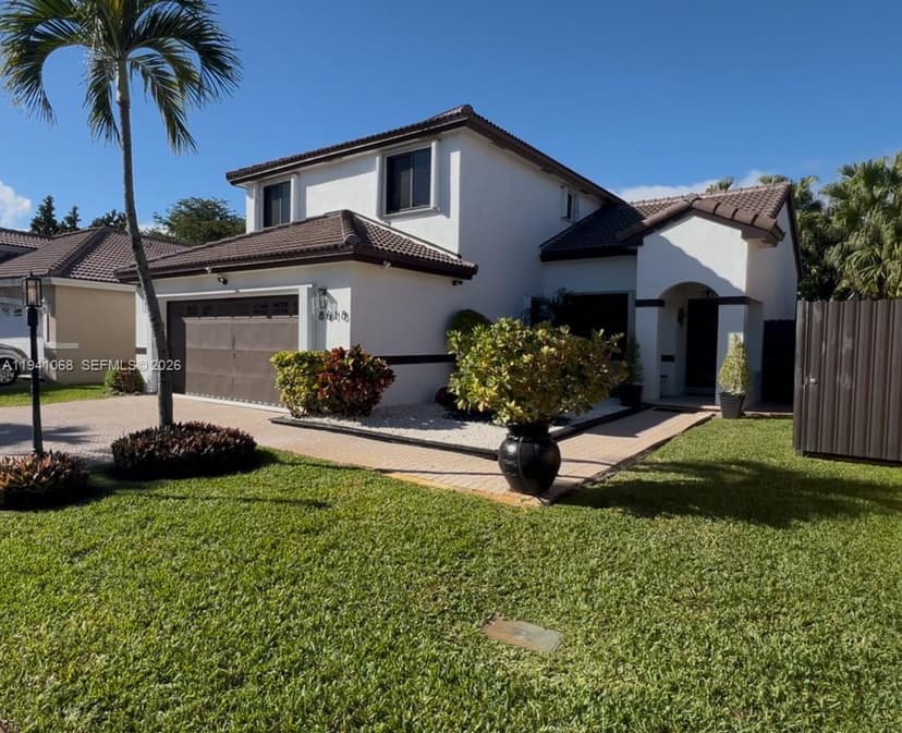 8618 SW 161st Pl, Miami FL 33193