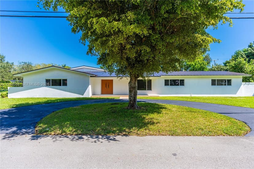 12525 SW 68th Ct, Pinecrest FL 33156