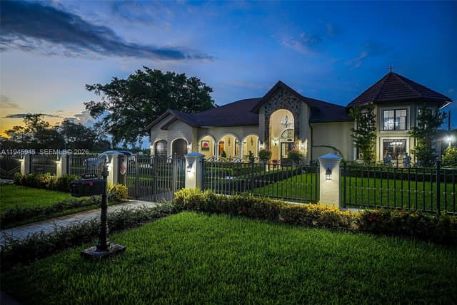 9815 SW 114th St, Miami FL 33176 - Miami, FL - Photo 4