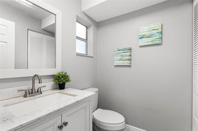 9700 Sunrise Lakes Boulevard # 101, Sunrise FL 33322 - Sunrise, FL - Photo 4