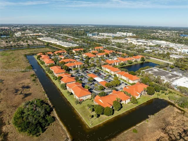 11700 SW 2nd St # 13202, Pembroke Pines FL 33025 - Pembroke Pines, FL - Photo 2