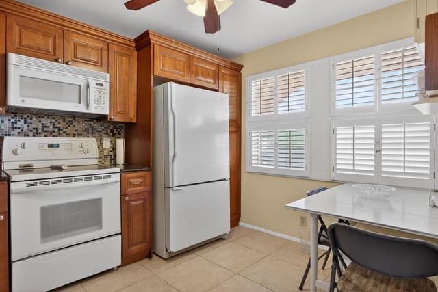 2003 Granada Drive # L4, Coconut Creek FL 33066 - Coconut Creek, FL - Photo 5