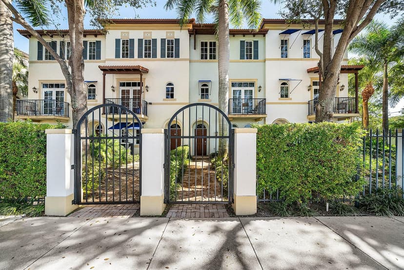 3281 Estancia Lane, Boynton Beach FL 33435