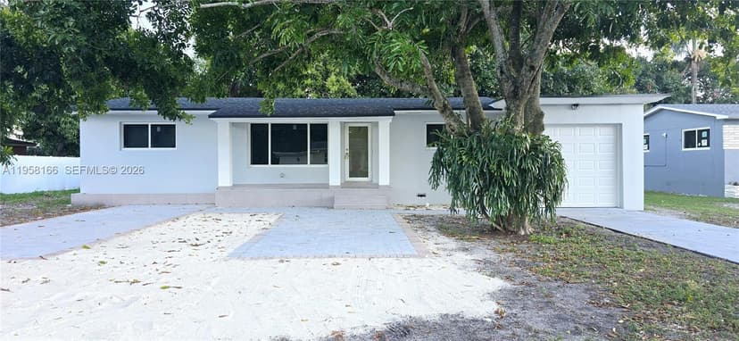 2530 NW 111th St, Miami FL 33167