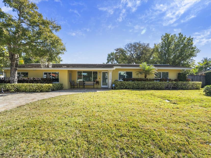 2648 NE 26th Ave, Fort Lauderdale FL 33306