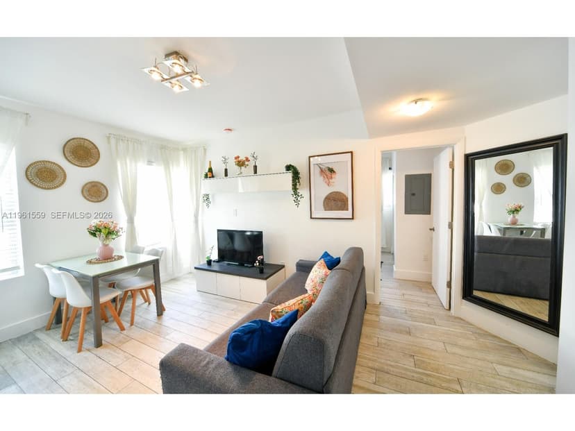 811 Jefferson Ave # 204, Miami Beach FL 33139