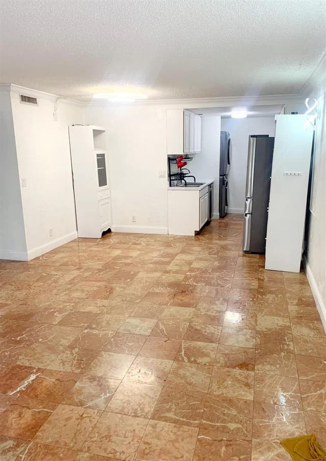 10234 Twin Lakes Drive # d, Coral Springs FL 33071 - Coral Springs, FL - Photo 2