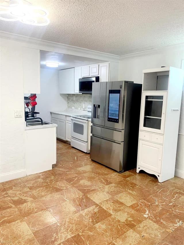 10234 Twin Lakes Drive # d, Coral Springs FL 33071 - Coral Springs, FL - Photo 4