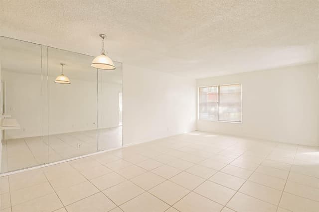 12013 Greenway Cir S # 110, Royal Palm Beach FL 33411 - Royal Palm Beach, FL - Photo 7
