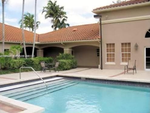 18328 NW 68th Ave # H, Hialeah FL 33015 - Hialeah, FL - Photo 3