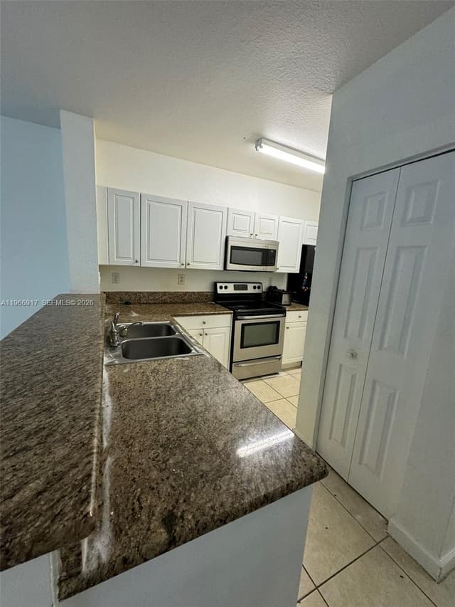 9257 SW 227th St # 11, Cutler Bay FL 33190 - Cutler Bay, FL - Photo 6
