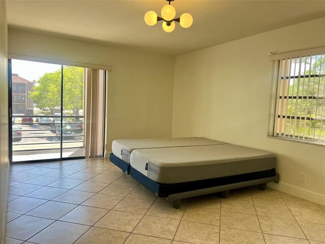 4000 N Hills Drive # 28, Hollywood FL 33021 - Hollywood, FL - Photo 5