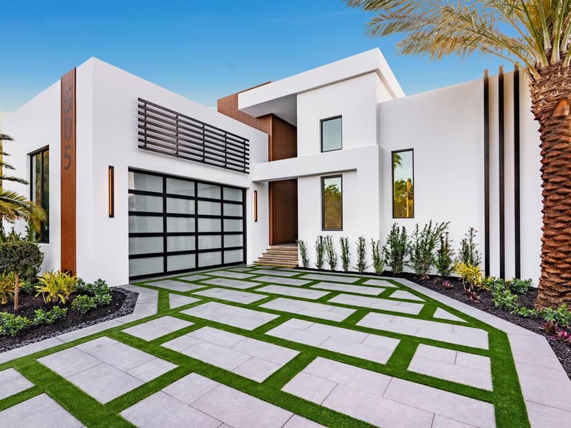 505 SE Atlantic Drive, Lantana FL 33462