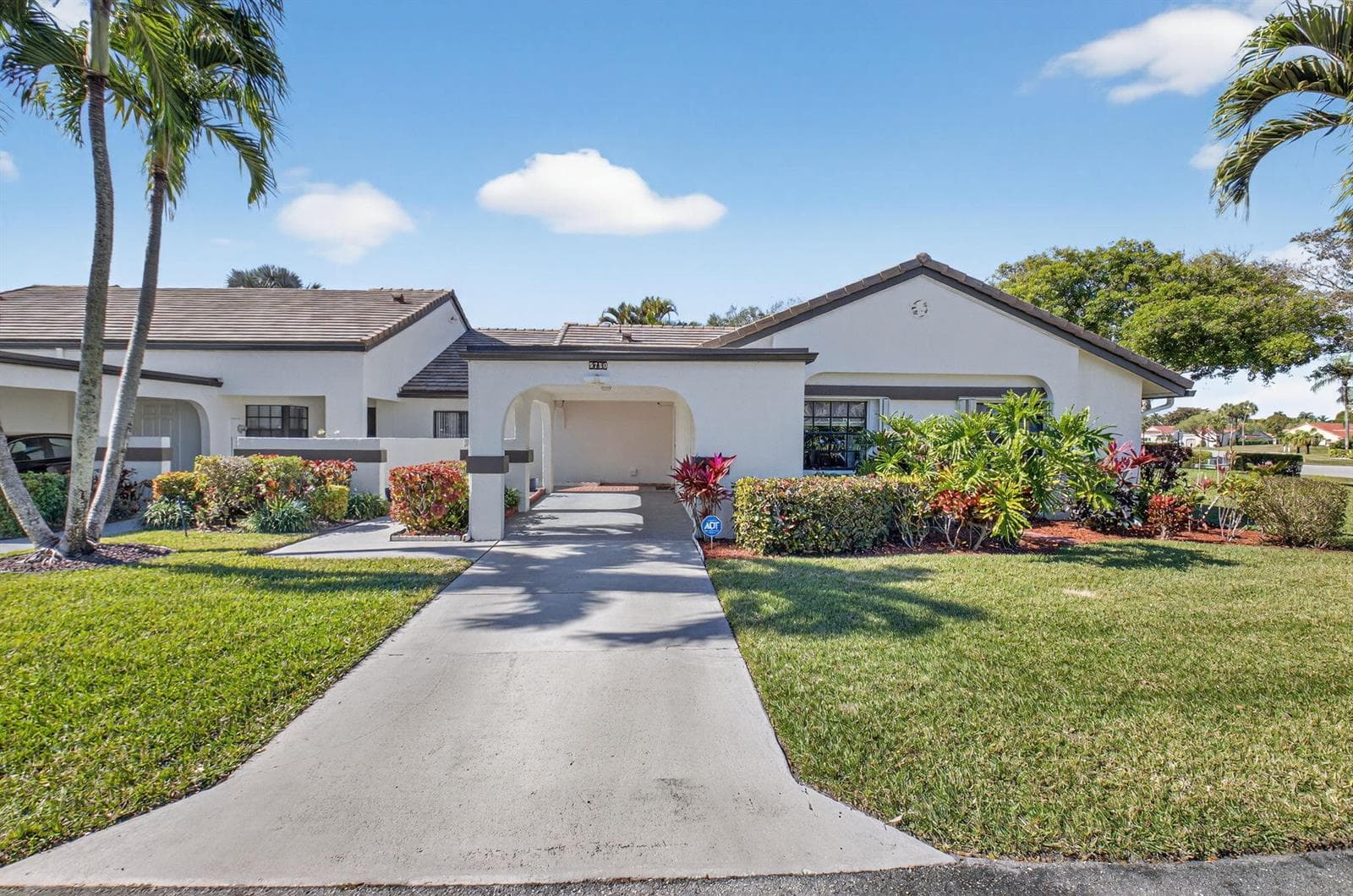 5750 Parkwalk Circle E, Boynton Beach FL 33472 - Boynton Beach, FL - Photo 1