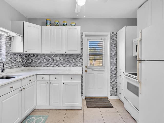1835 Roosevelt Street, Hollywood FL 33020 - Hollywood, FL - Photo 3
