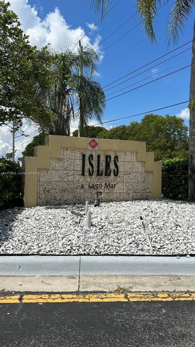 12760 Vista Isles # 724, Sunrise FL 33325