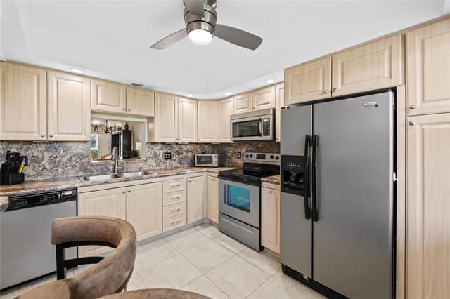 3501 Bimini Lane # D4, Coconut Creek FL 33066 - Coconut Creek, FL - Photo 4