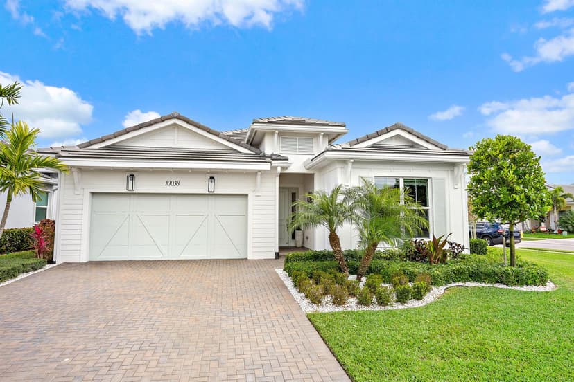 10038 Regency Way, Palm Beach Gardens FL 33412