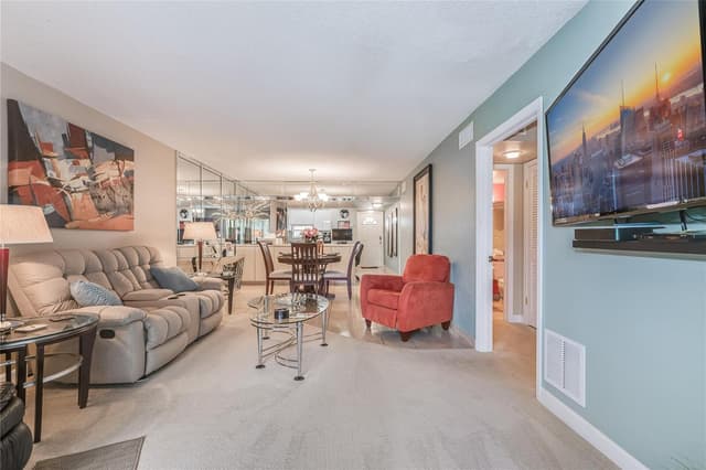 700 S Hollybrook Drive # 304, Pembroke Pines FL 33025 - Pembroke Pines, FL - Photo 3