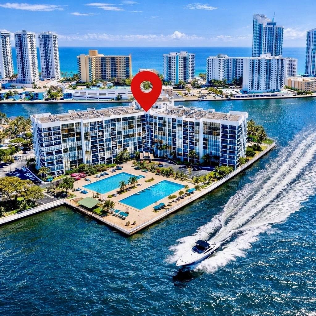 1000 Parkview Dr # 115, Hallandale Beach FL 33009