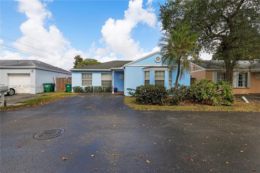 14566 SW 124th Pl, Miami FL 33186