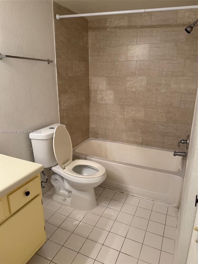 13090 Vista Isles Dr. # 126, Sunrise FL 33325 - Sunrise, FL - Photo 7