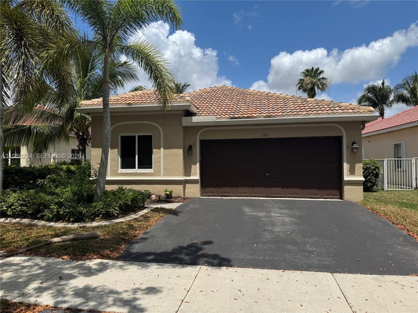 4321 Willow Ridge Dr, Weston FL 33331