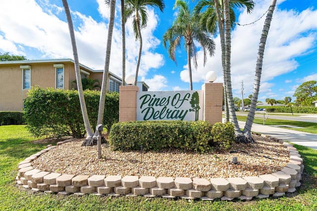 1020 Silk Oak Terrace # 102, Delray Beach FL 33445 - Delray Beach, FL - Photo 2