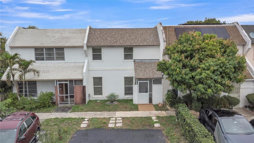 1355 Seaview, North Lauderdale FL 33068