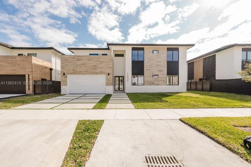 17921 SW 149th Ct, Miami FL 33187