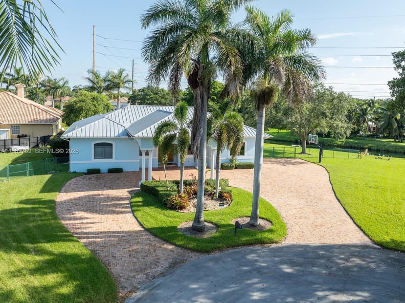 16230 SW 89th Ct, Palmetto Bay FL 33157