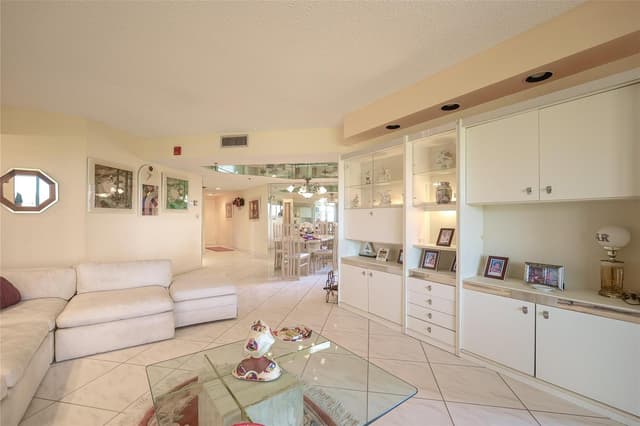 7100 Radice Court # 507, Lauderhill FL 33319 - Lauderhill, FL - Photo 5