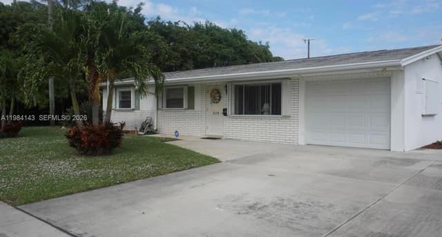 328 Riverdale Rd, Palm Springs FL 33461 - Palm Springs, FL - Photo 3