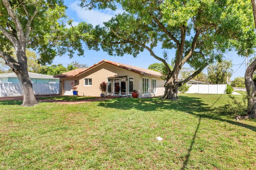 1255 SW 15th Avenue, Fort Lauderdale FL 33312