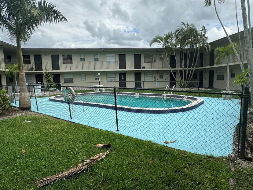 3901 SW 112th Ave # 34, Miami FL 33165